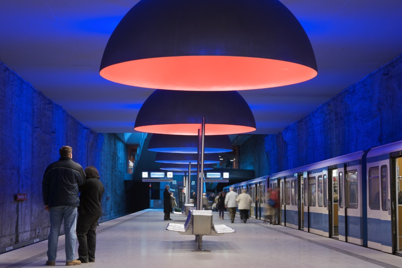 Illustration for article titled Eye-Poppingly Gorgeous Underground Stations from Around The World